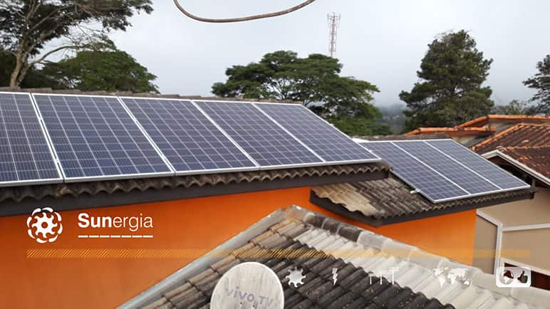 Wie plant, dimensioniert und installiert man eine photovoltaische Solarenergie-Lösung?