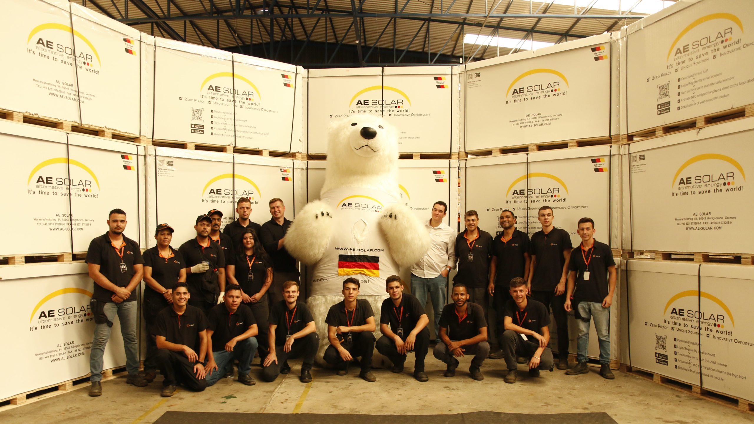 AE Solar und Helte gehen eine Partnerschaft für die Verteilung von PV-Modulen in Brasilien ein
